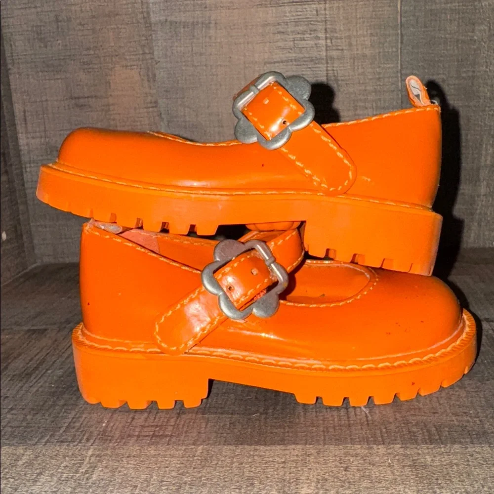 BABY GAP Leather shoes-size 5